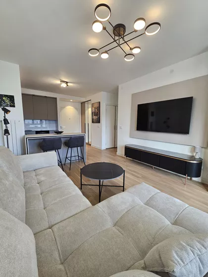 Nikolaja Kravcova | 4zida.rs