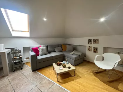 Internacionalnih Brigada | 4zida.rs