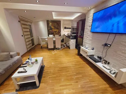 Kneževac | 4zida.rs