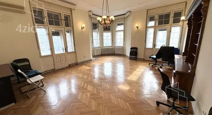 Šestosoban stan | 4zida