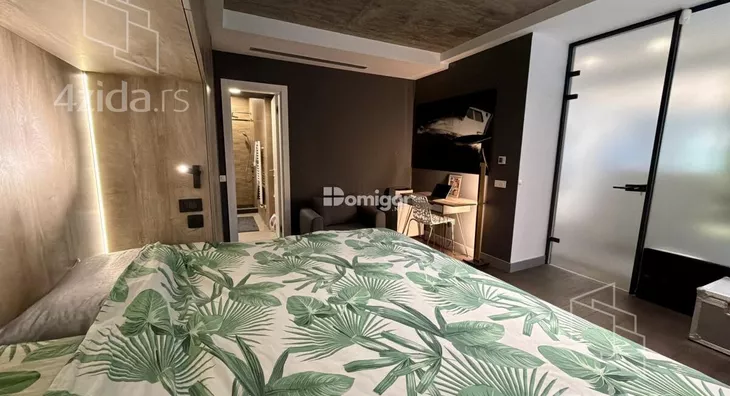 Četvoroiposoban stan | 4zida