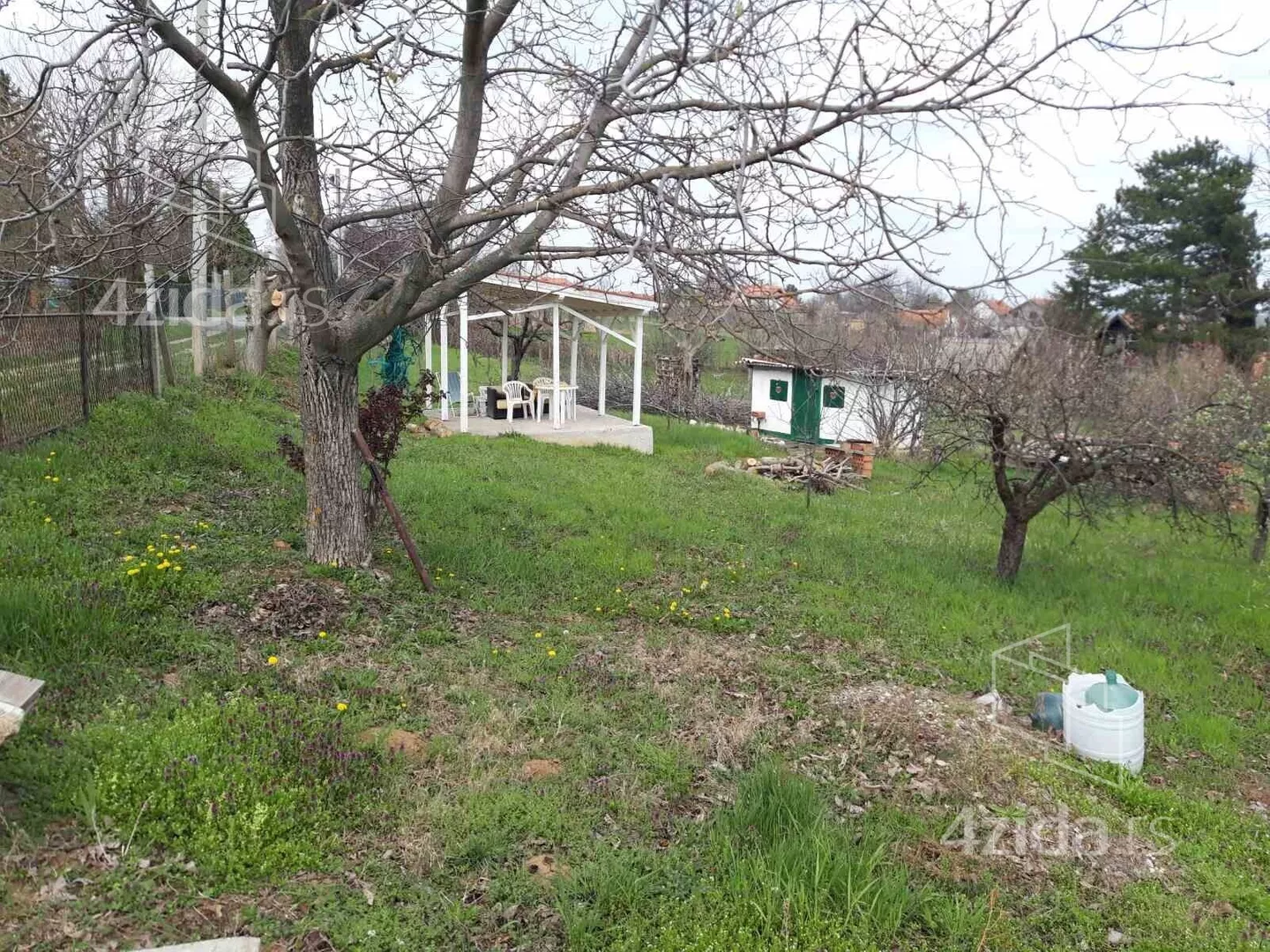 Građevinsko zemljište | 4zida
