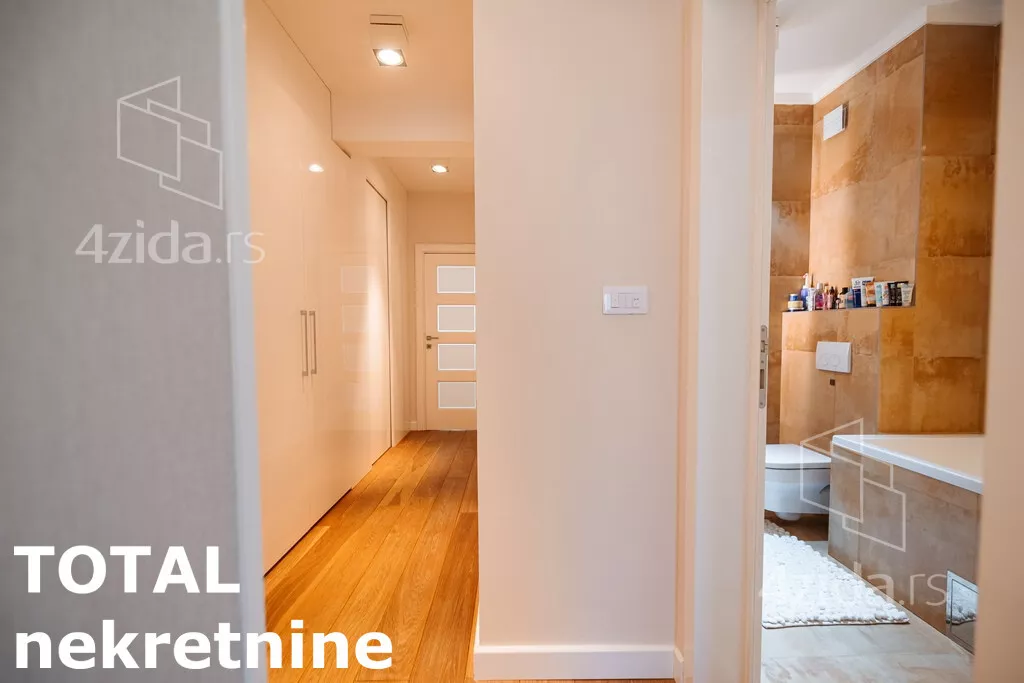 Šestosoban stan | 4zida