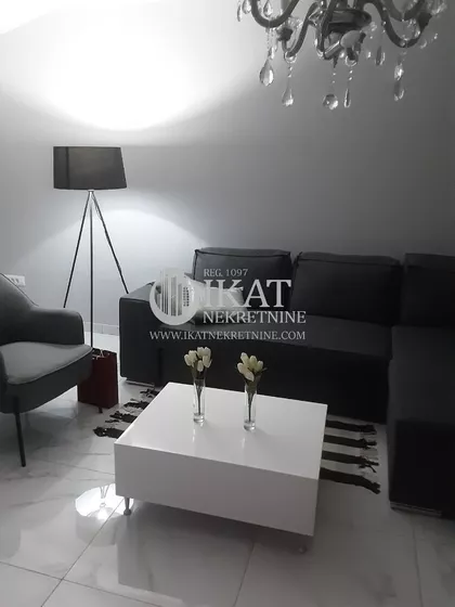 Vojvode Vlahovića | 4zida.rs