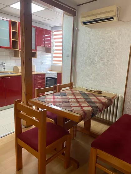 Pariske Komune | 4zida.rs