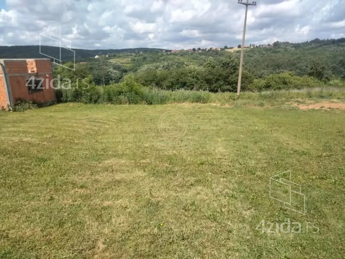 Građevinsko zemljište | 4zida