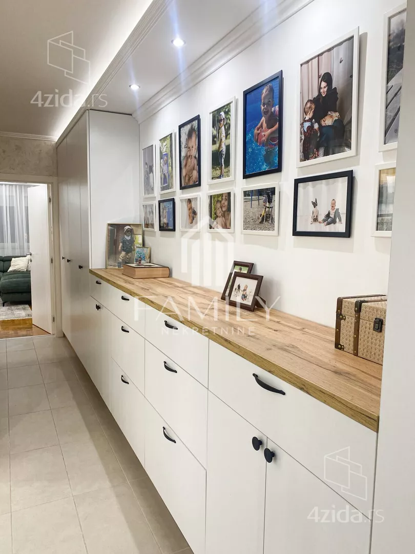 Troiposoban stan | 4zida