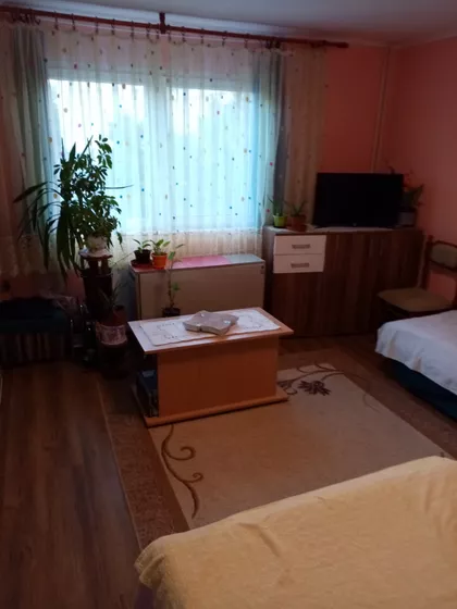Glavni Trg | 4zida.rs