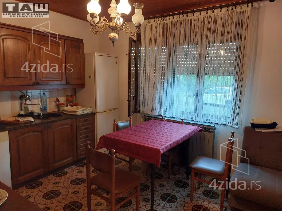 Kuća | 4zida