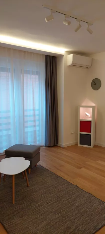 Gospodara Vučića | 4zida.rs