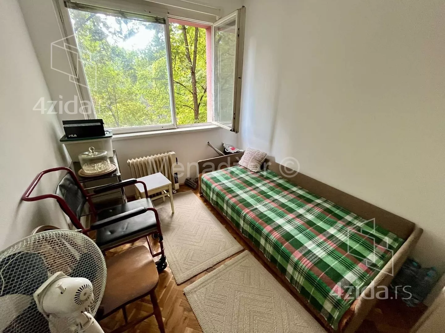 Dvoiposoban stan | 4zida