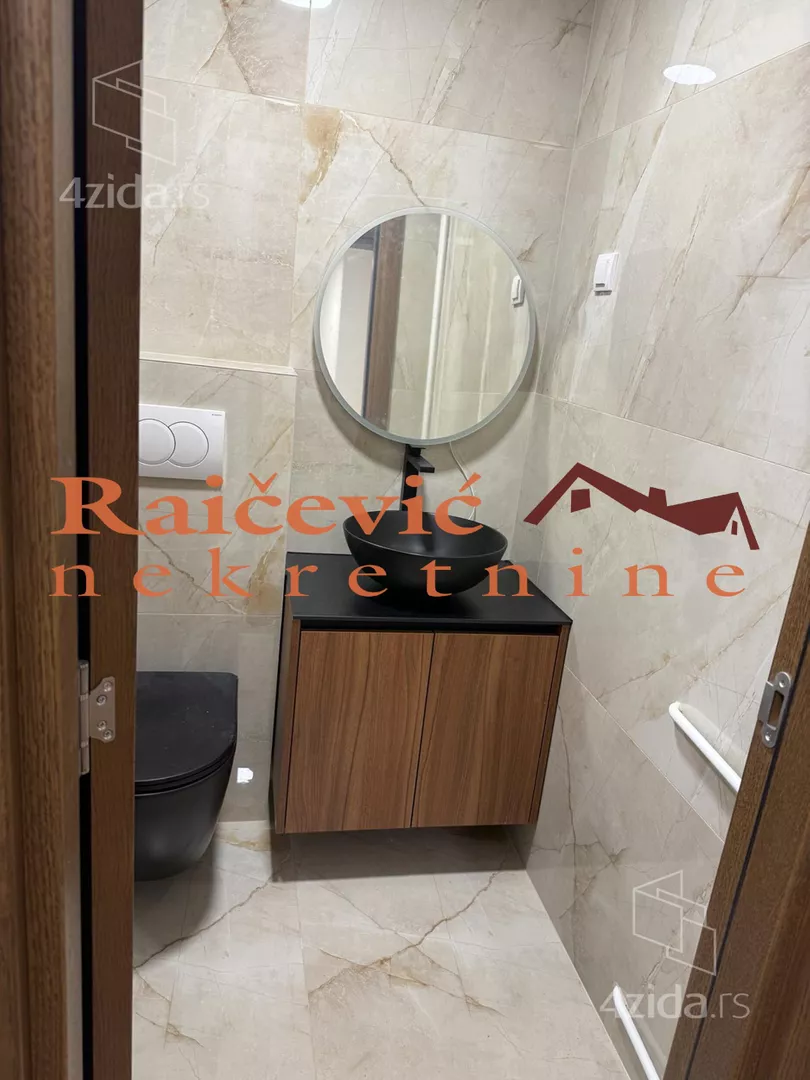 Petosoban stan | 4zida