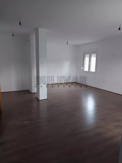 Brzi Brod | 4zida.rs