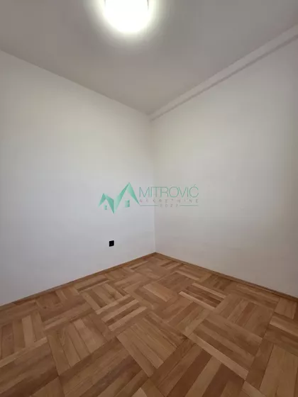 Novo Naselje | 4zida.rs