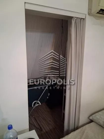 Mokroluška | 4zida.rs