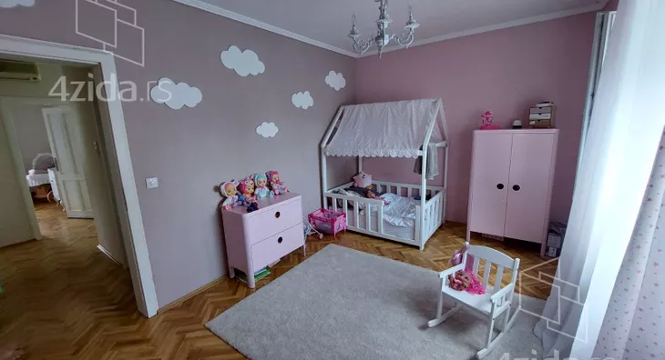 3-etažna kuća | 4zida