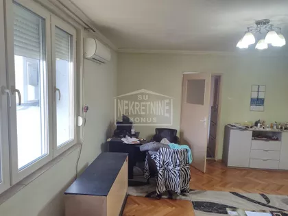 Teslino Naselje | 4zida.rs