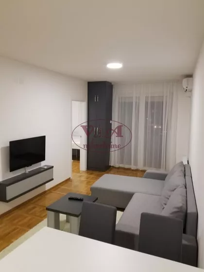 Adamovićevo Naselje | 4zida.rs