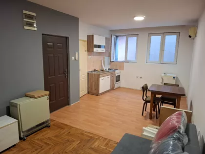 Crveno Barjače 35A | 4zida.rs
