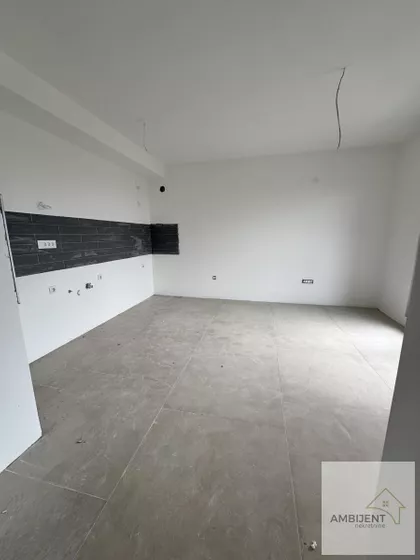 Novi Banovci | 4zida.rs