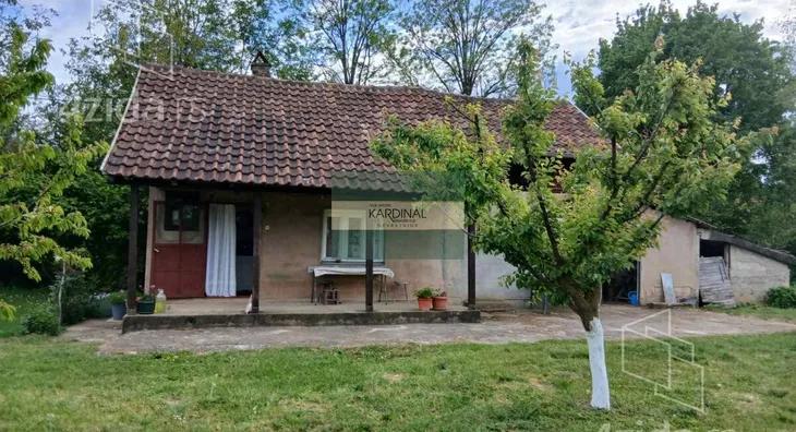 Plac | 4zida