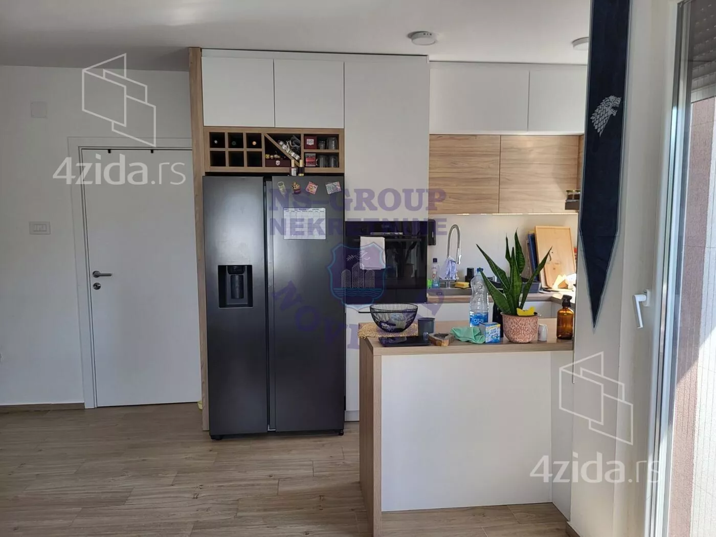 Troiposoban stan | 4zida