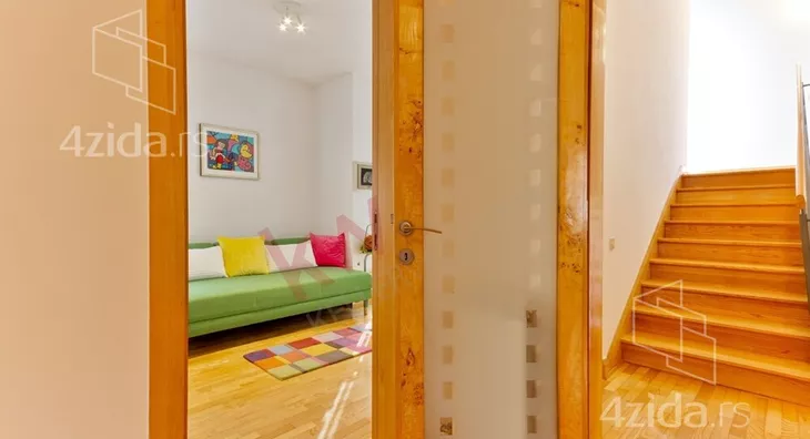 4-etažna kuća | 4zida