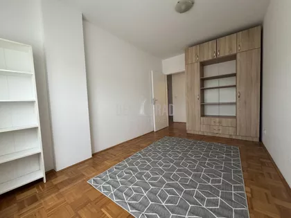Vojvođanska | 4zida.rs