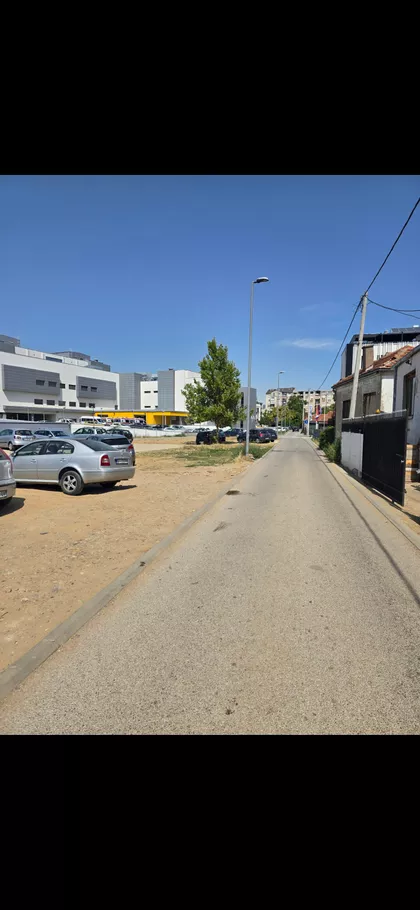 Petra Seratlića 17 | 4zida.rs