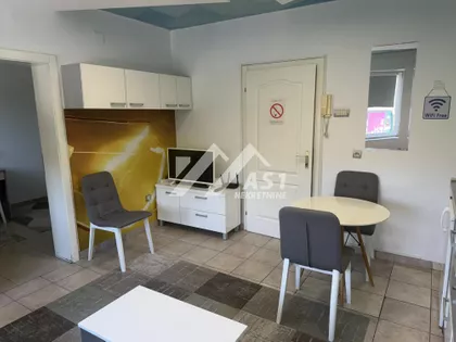 Žitni trg | 4zida.rs