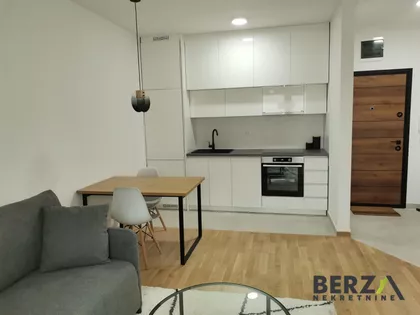 Petrovaradin | 4zida.rs