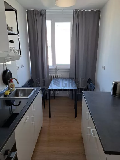 Mića Radakovića | 4zida.rs