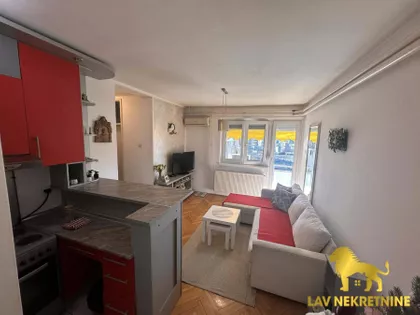 RUMENAČKA | 4zida.rs