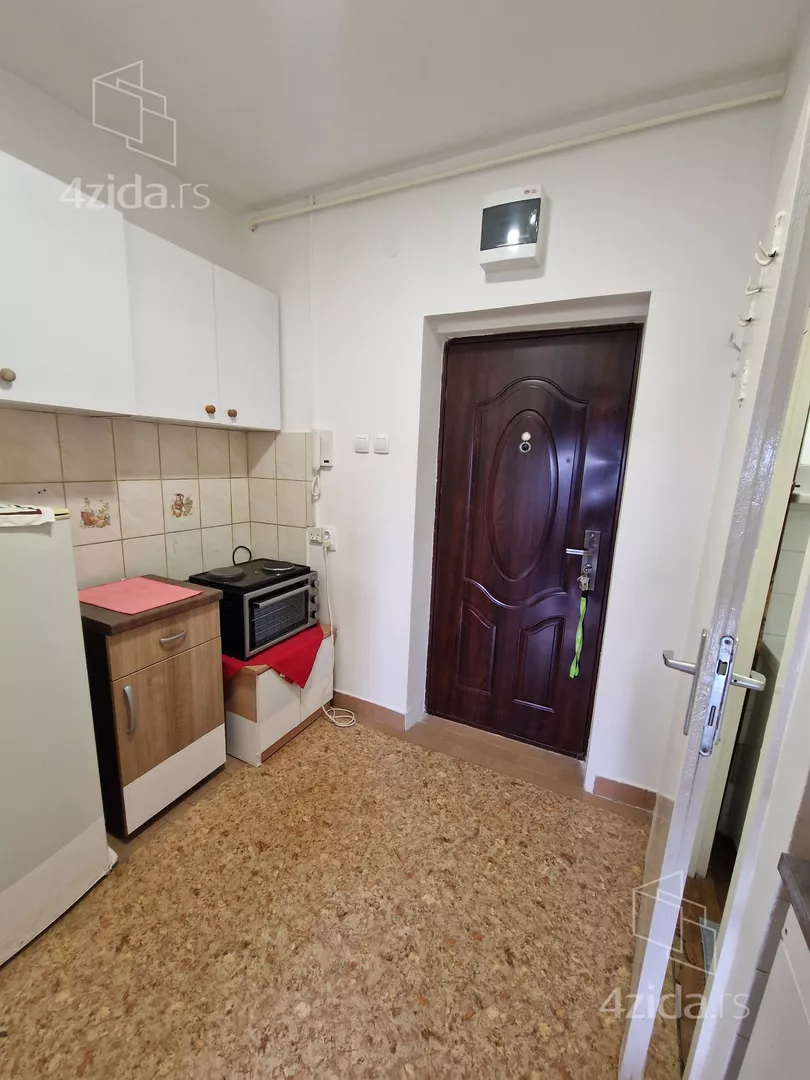 Garsonjera | 4zida