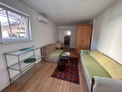 Pavla Vujisića | 4zida.rs