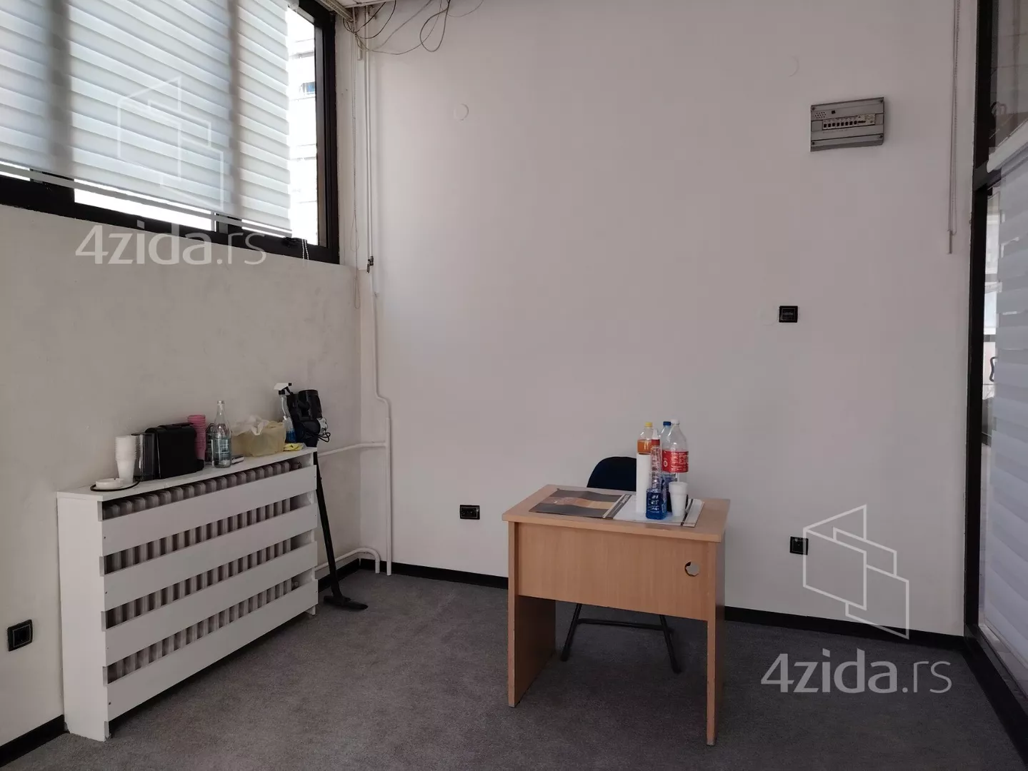Lokal | 4zida