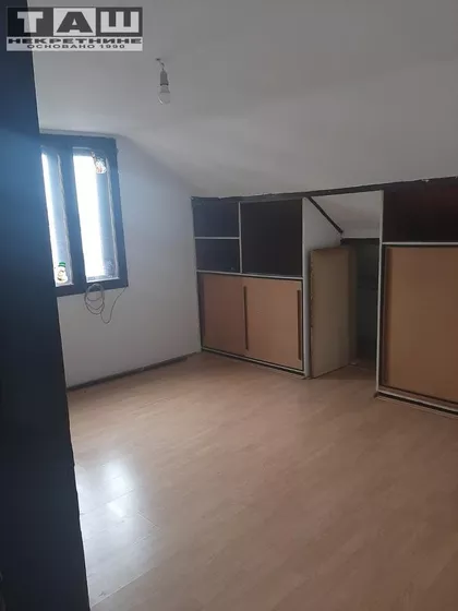 Crveni Krst Vračar | 4zida.rs
