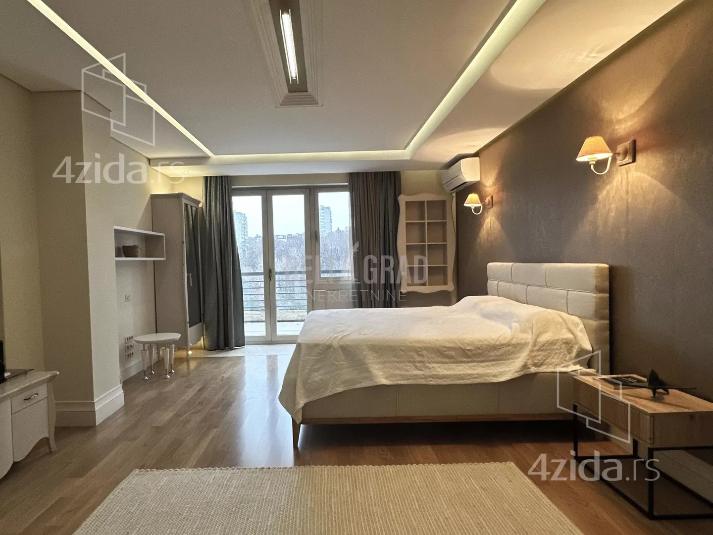 Četvoroiposoban stan | 4zida