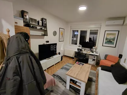 Cara Dušana | 4zida.rs