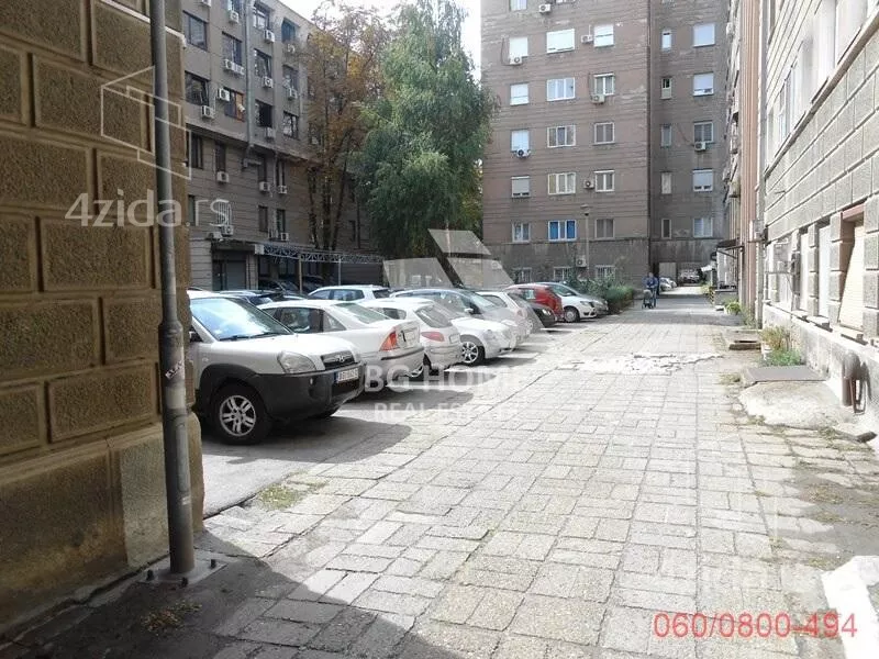 Šestosoban stan | 4zida