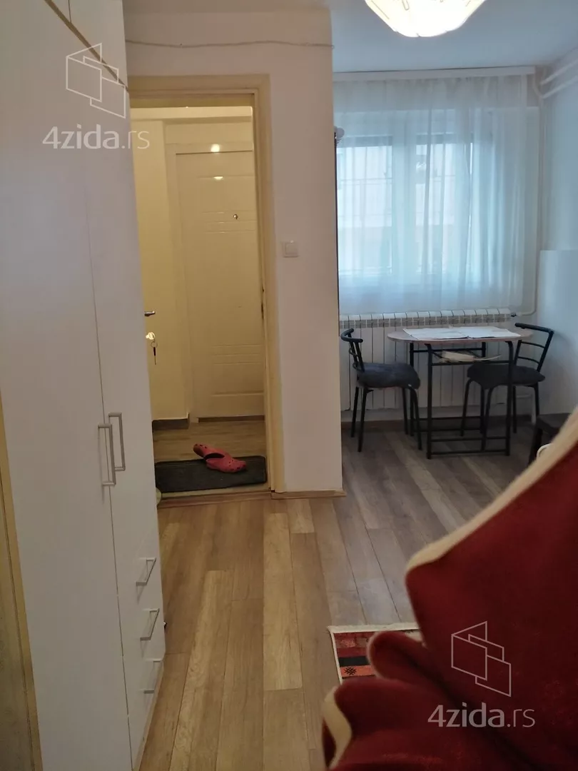 Garsonjera | 4zida