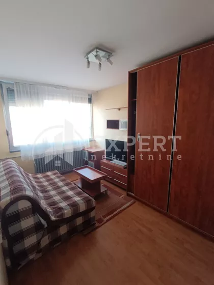 Cara Uroša | 4zida.rs