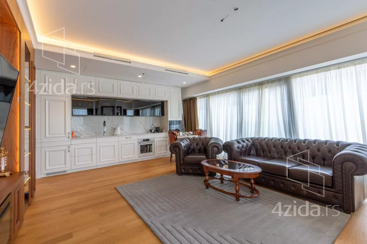 Troiposoban stan | 4zida