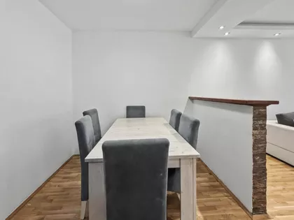 Vojvode Vlahovića | 4zida.rs