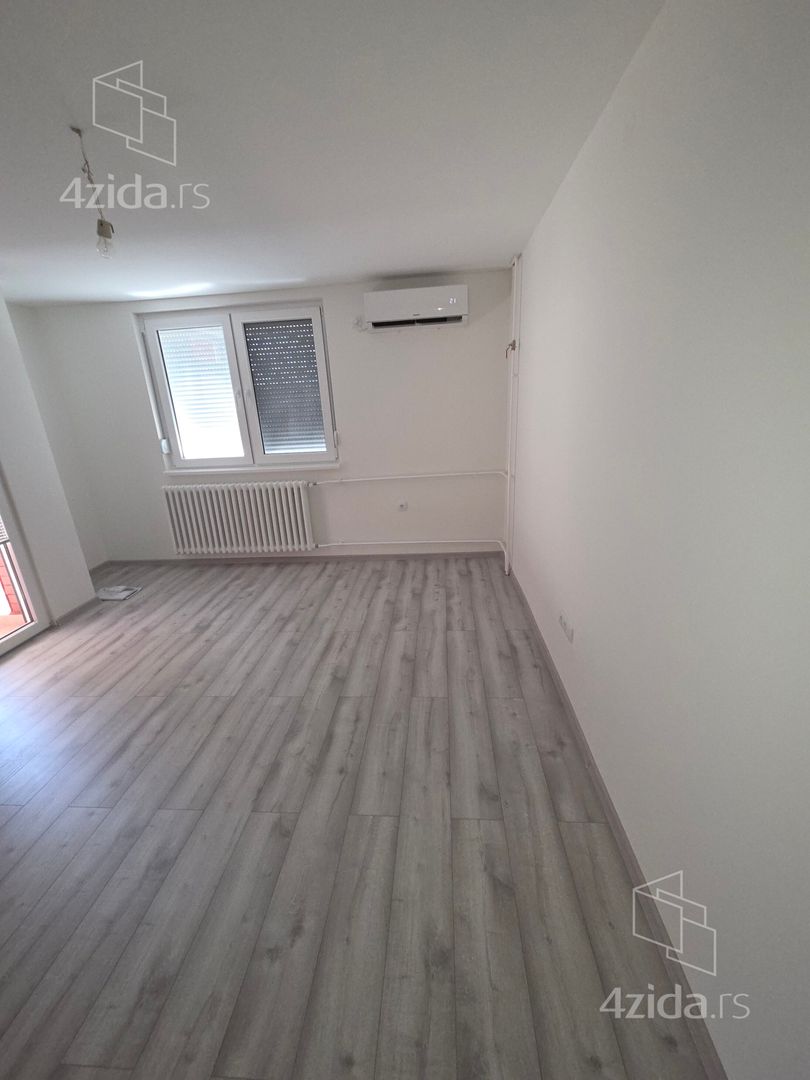 Продается полуторакомнатная квартира, Aerodrom, 78.000€, 37m² — фото
