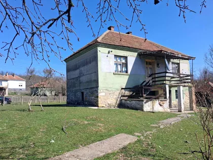 Ratković  | 4zida.rs