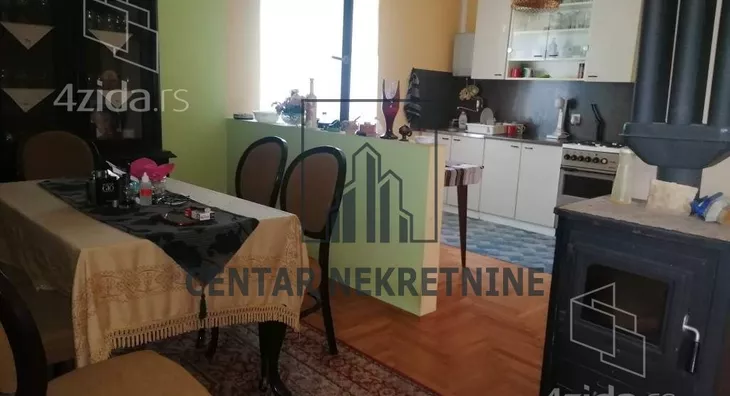 3-etažna kuća | 4zida