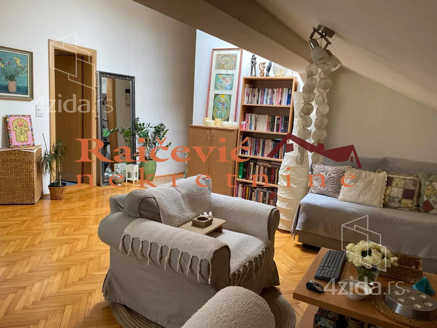 Jednoiposoban stan | 4zida