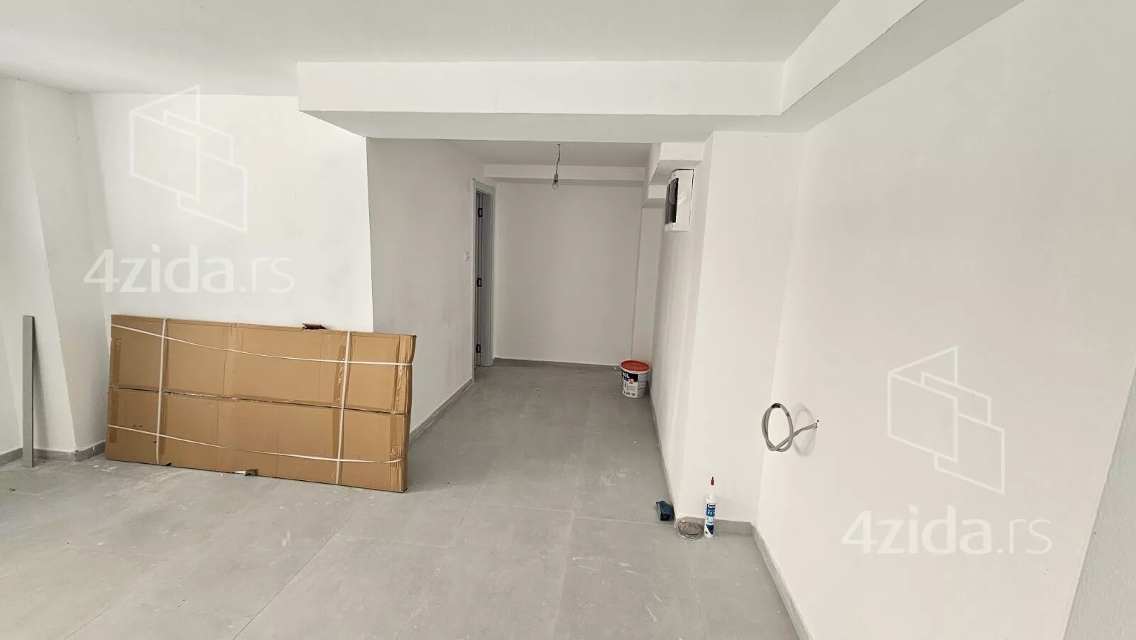 Poslovni prostor | 4zida