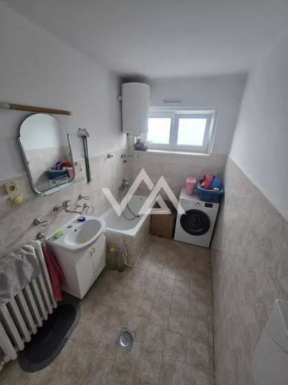 Luja Adamiča | 4zida.rs